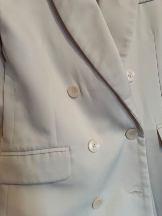 костюм спідниця-шорти молочний