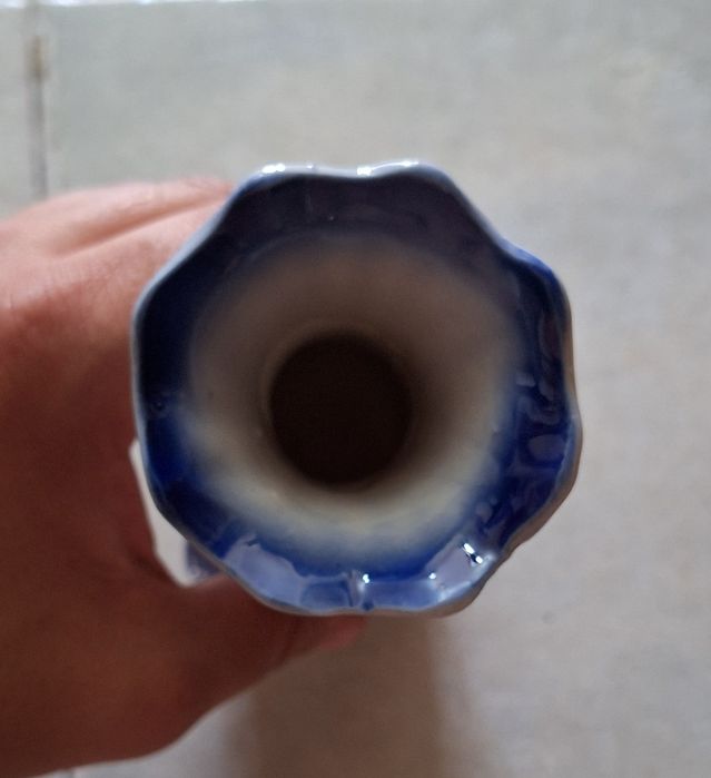 Jarra porcelana azul e branca