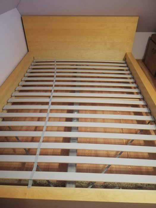 sprzedam łóżko IKEA Malm