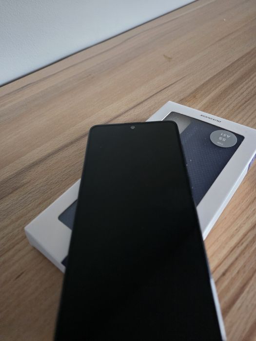 Telefon Samsung Galaxy A51 plus etui