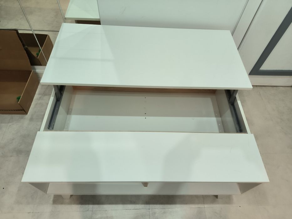 Centro de mesa com base elevatória