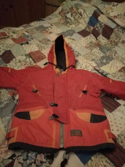 Kurtka wiosenno jesienna 3-4 lata