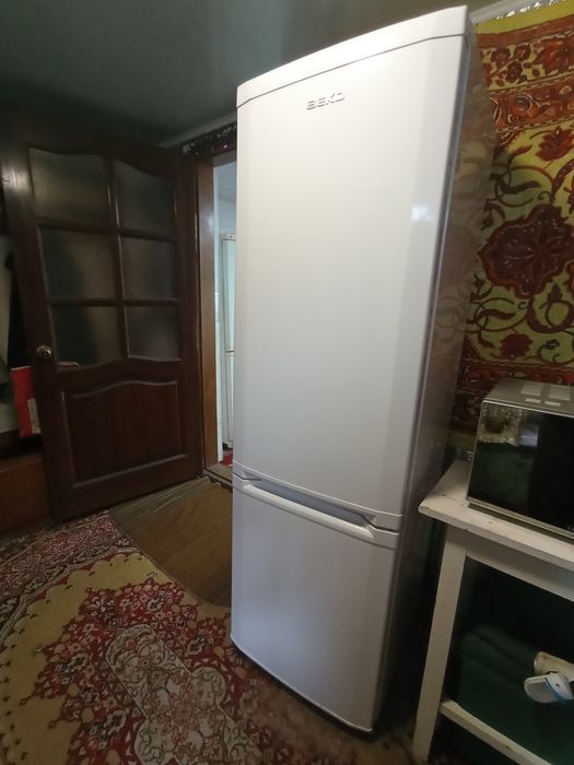Холодильник beko