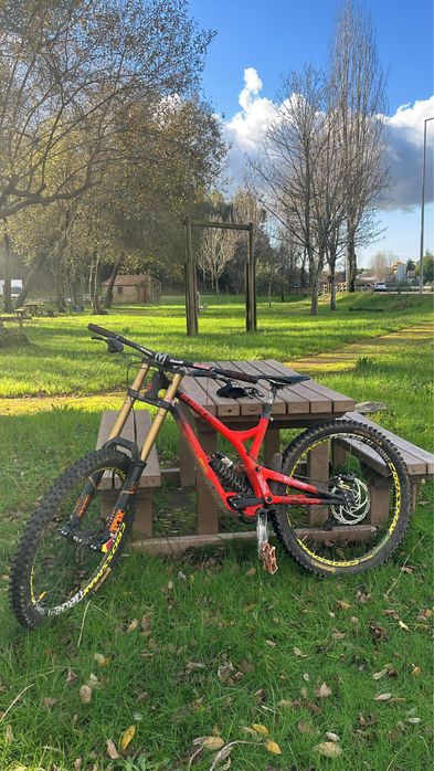 Commencal v4 vendo/troco