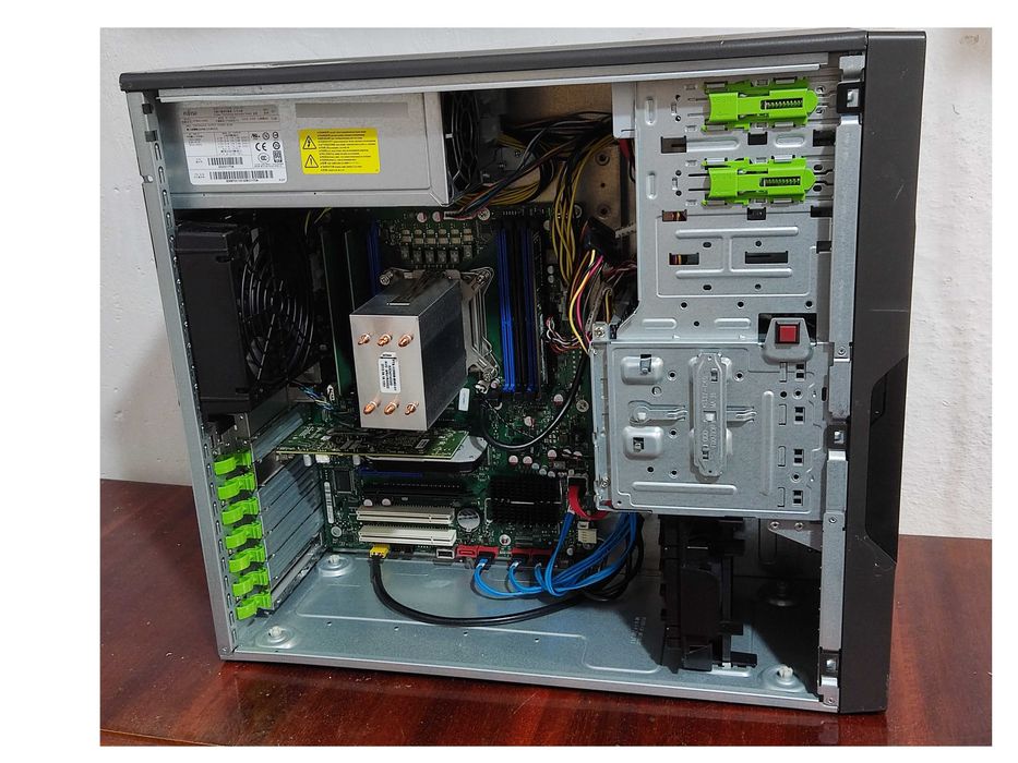 Супер ціна! Серверна станція Fujitsu_Celsius.