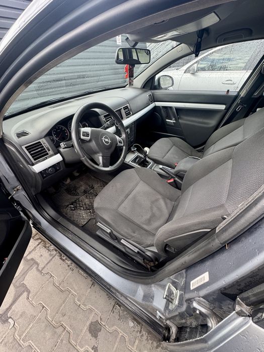Opel Vectra 2005 рік Для ВІЙСЬКОВИХ
