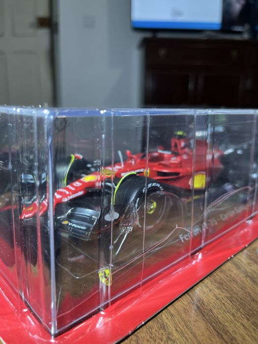 Ferrari F1-75 Carlos Sainz 1:24 Planeta DeAgostini – Nova, Selada
