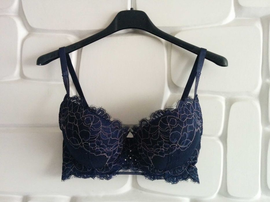 NOWY biustonosz push-up ESOTIQ 65F