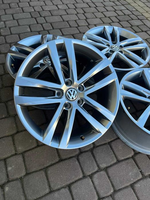 Oryginalne alufelgi Vw 5x112 18 cal Golf 5 6 7 GTI GTD R-Line Salvador