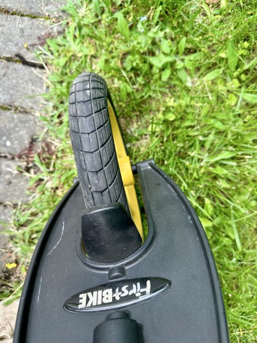 Rowerek biegowy First Bike Limited Black - z dodatkowym obniżeniem