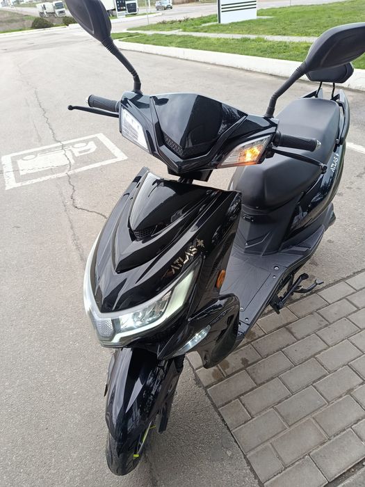Електроскутер ATLAS  2000W швидкістю до 90км.