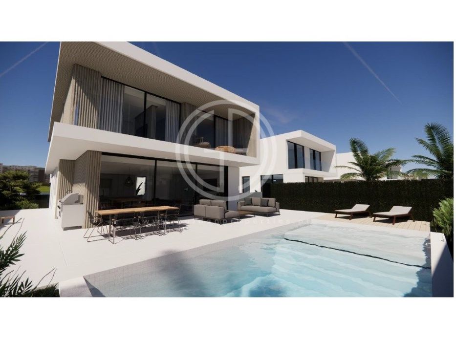 Lote para construção de moradia individual em Faro — Montenegro, Faro