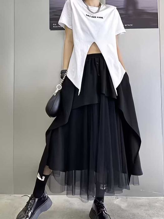 Продам новую юбку в готическом стиле.