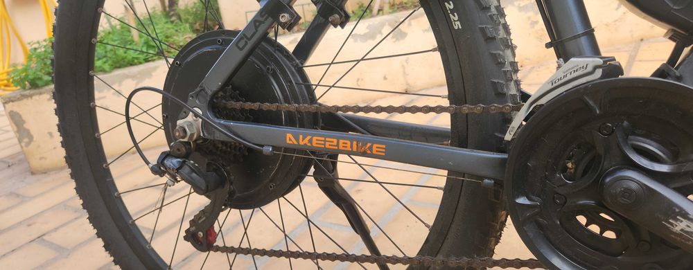 Bicicleta eletrica aceito retoma