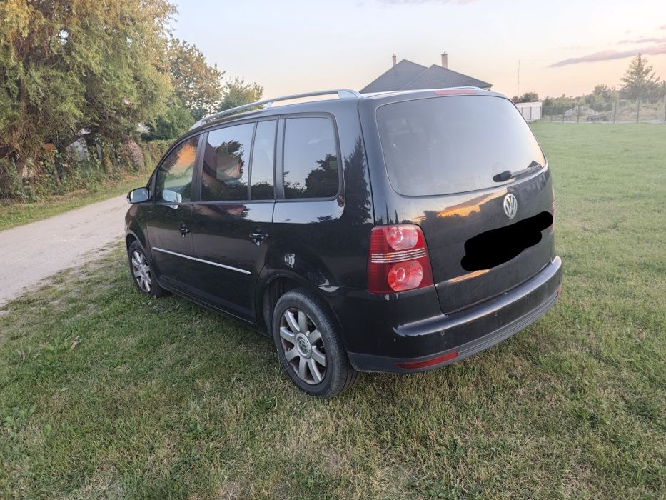 Sprzedam Touran 2.0 DSG 2007r. 7os.