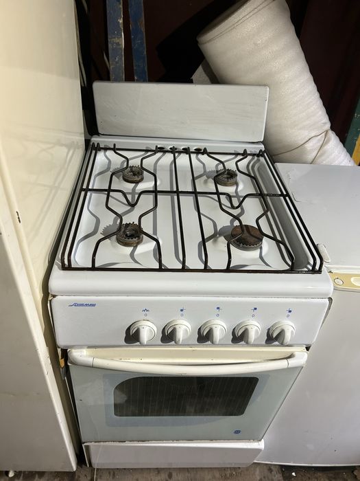 продаю газову плиту