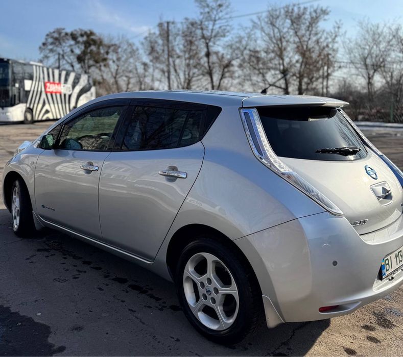 Nissan leaf 30kw