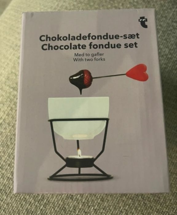Fondue de chocolate com 2 garfos coração
