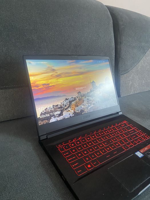 Laptop gamingowy MSI GF63 8RC