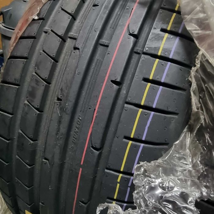 Pneus novos 225/45 R17