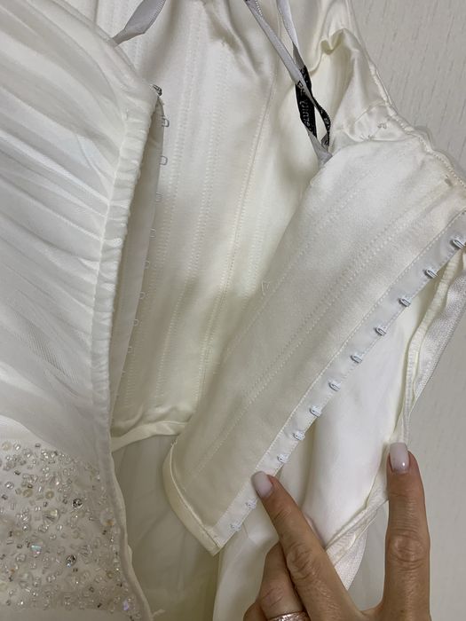 Eternity Bride свадебное платье со шлейфом