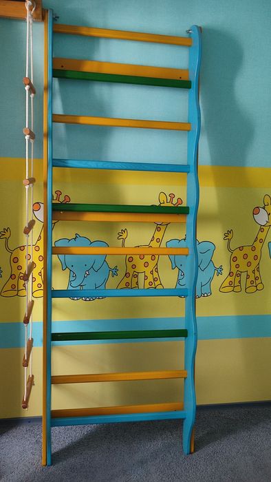 Шведская стенка лестница