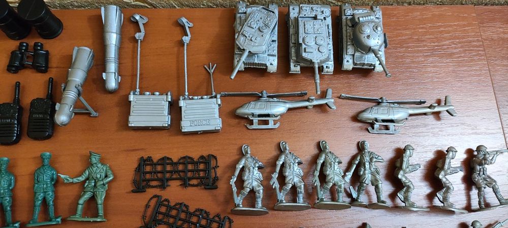 Набір солдатиків