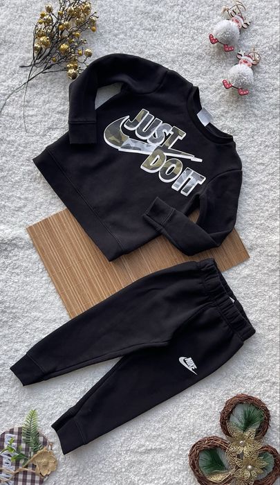 Дитячий спортивний костюм від Nike 98 см