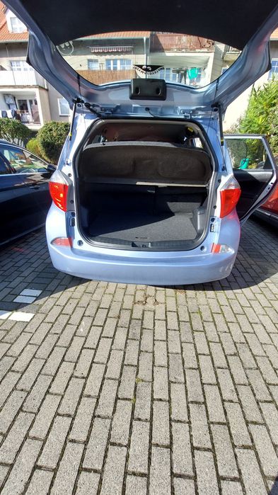 Toyota verso s  2011rok .