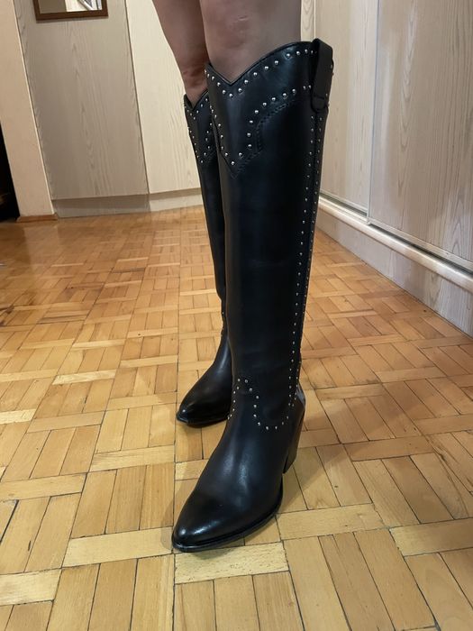 Karl Lagerfeld buty ze skory.