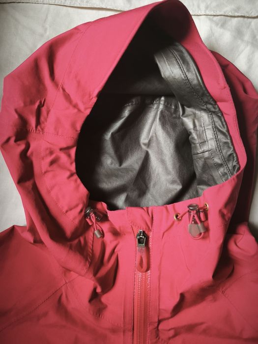 Куртка Salomon Gore-tex.(M).