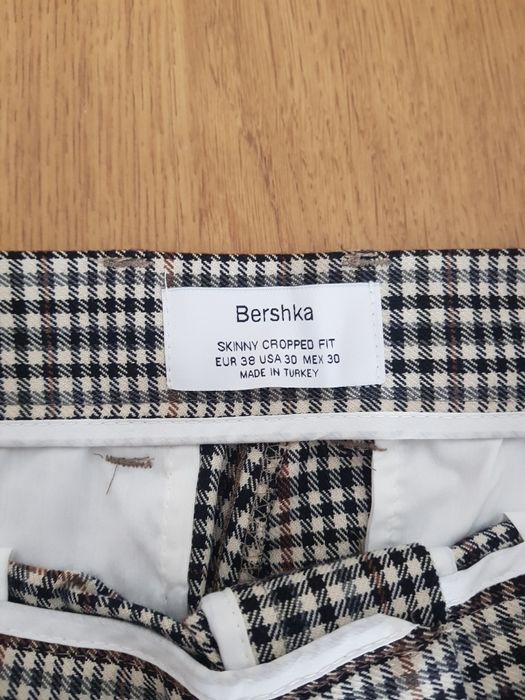 Calça bershka nova