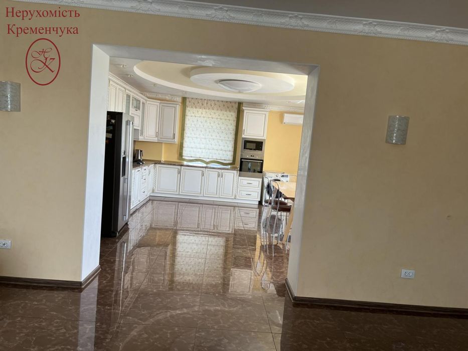 Продам будинок неподалік міста!