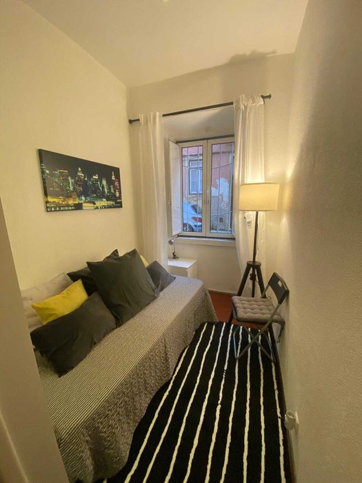 Lisboa - Amoreiras / Campo de Ourique - T3 em duplex mobilado