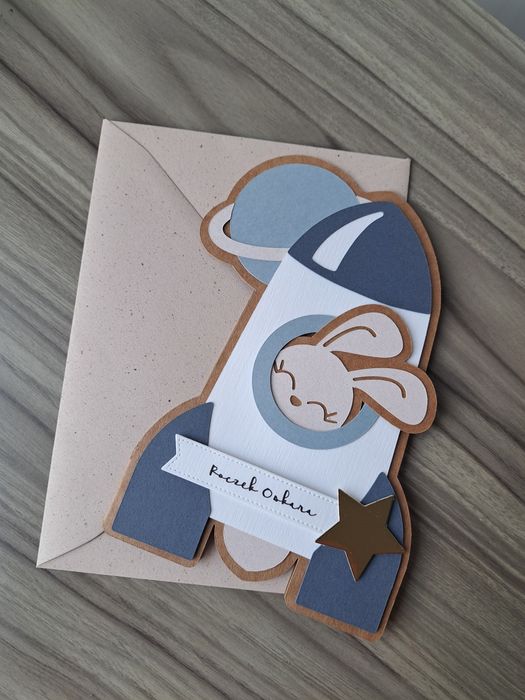 Kartka na roczek, 2, 3 urodziny z rakietą i planetą