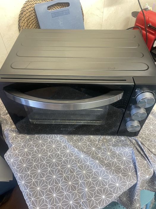 Mini-forno BECKEN BMO4136 (Capacidade: 20 L - 1380 W)