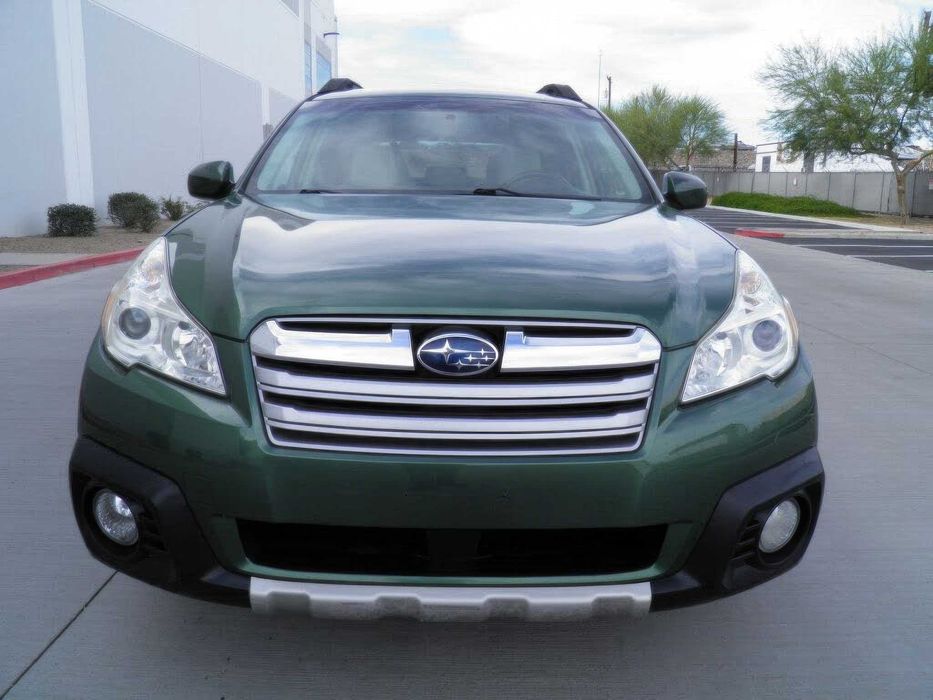 Subaru Outback 2.5I Limited      2013