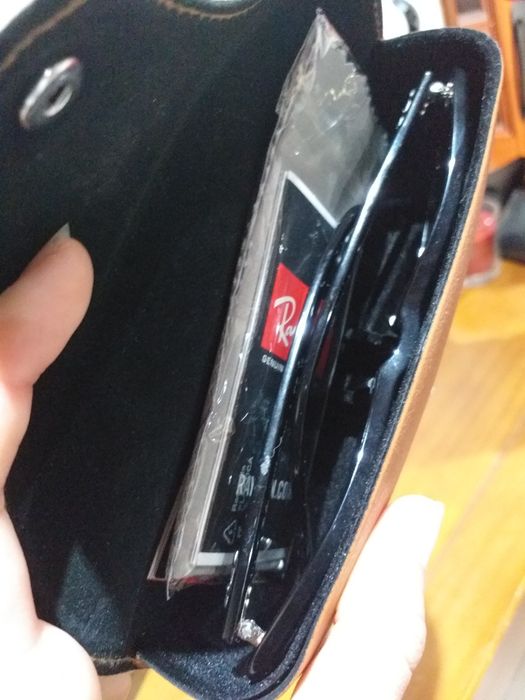 Uculos da "ray.ban" nunca usados