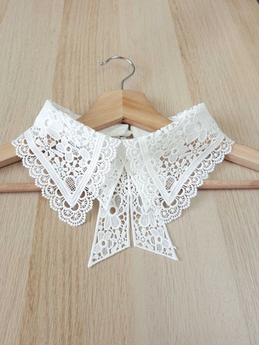 Biały Haftowany Ażurowy Kołnierzyk Doczepiany Odczepiany Fałszywy