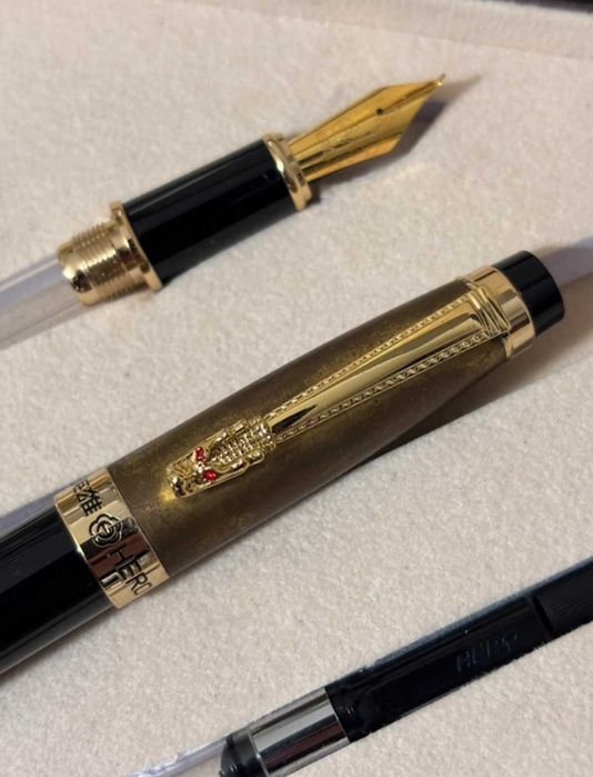 Caneta de Luxo Hero 1111 Limited Edition Golden Nib 1 OF 15