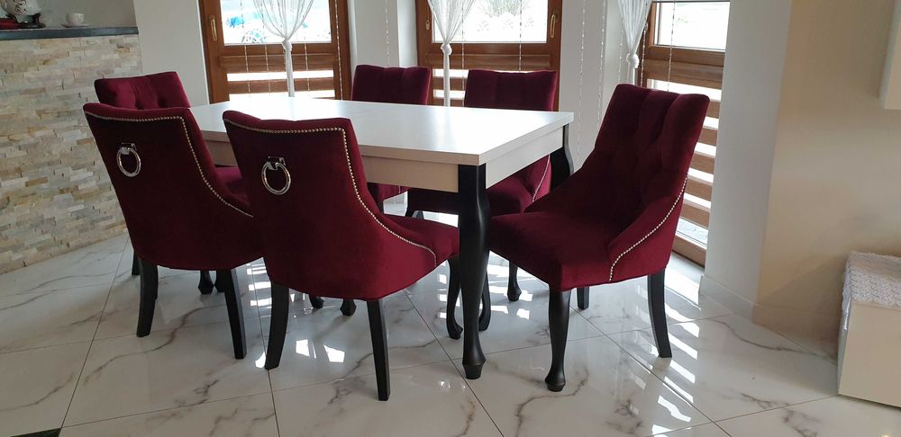 Krzesło krzesła tapicerowane z pinezkami kołatką tapicerowane