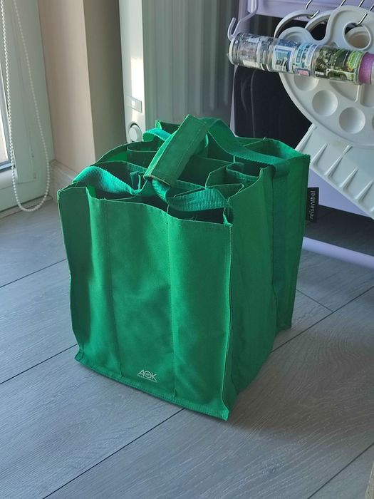 Zielona torba organizer reisenthel z przegródkami wewnątrz do organizacji shopper typu tote bag