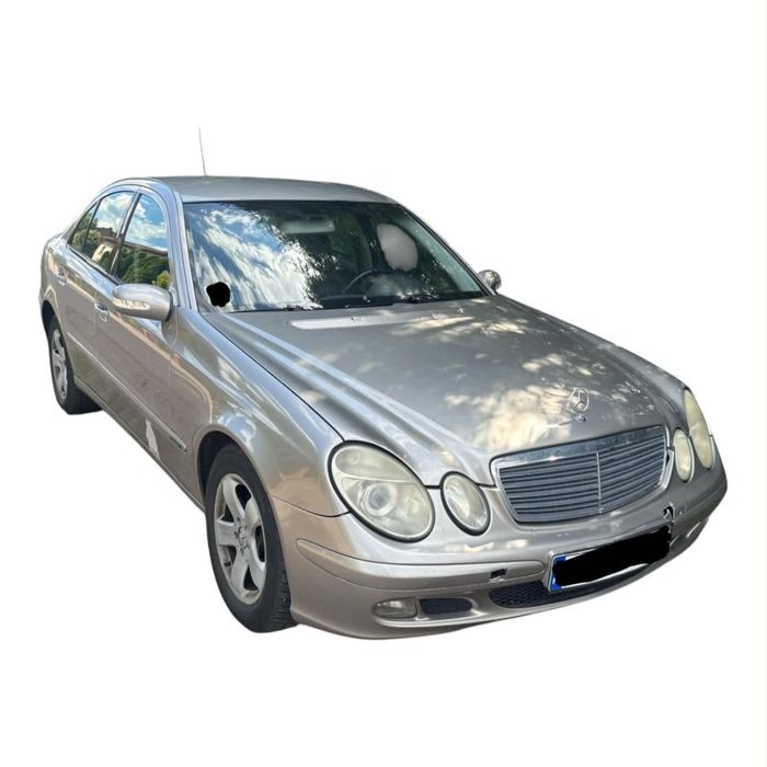 Mercedes E Klasa w211 2.7 CDi Fotele Kompletny kpl przód skryznia biegów automat klapa tylna tył zderzak lampa wtryski układ paliwowy radio podsufitka