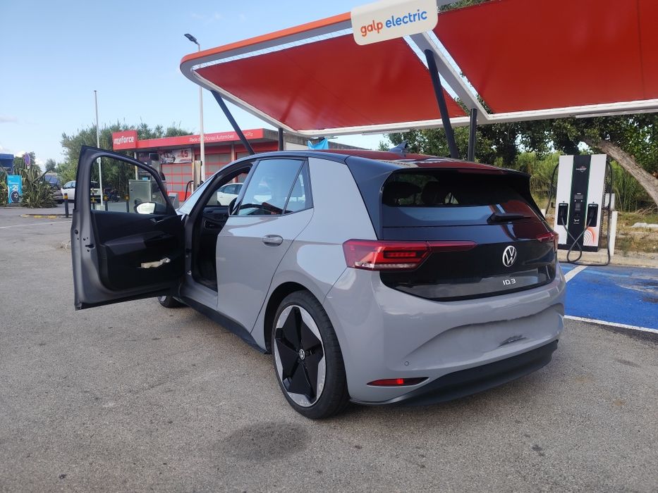 Volkswagen ID.3 Pro Performance (150 cv) – 2021 | Cinzento Moonstone
Descrição