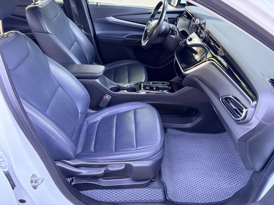 Chevrolet bolt EUV 2022 Шевролет болт EUV