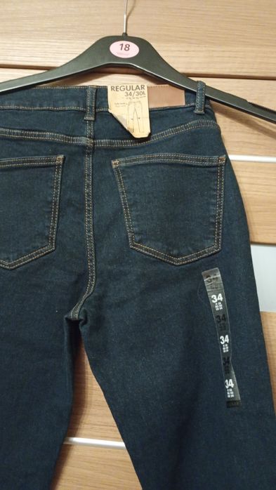Spodnie damskie rozmiar 34/30