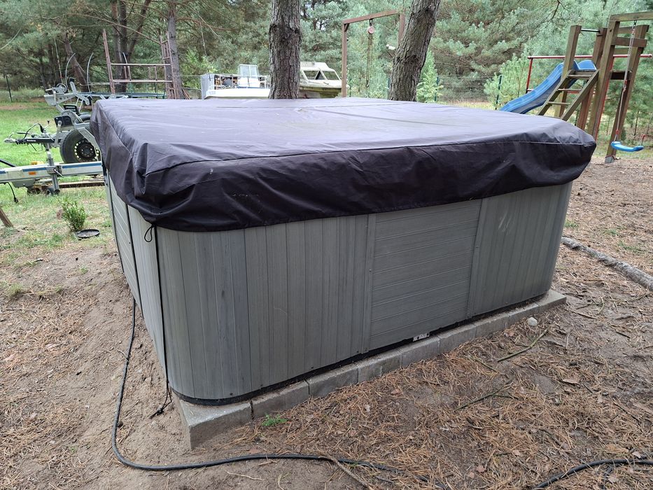 Jacuzzi ogrodowe 5 osobowe Premium Leisure 228x228 Essence Balboa