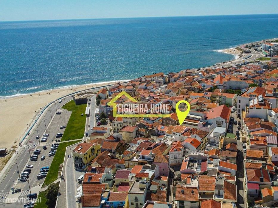 Moradia T3+T3 renovada a 100m da praia de Buarcos na Figueira da Foz