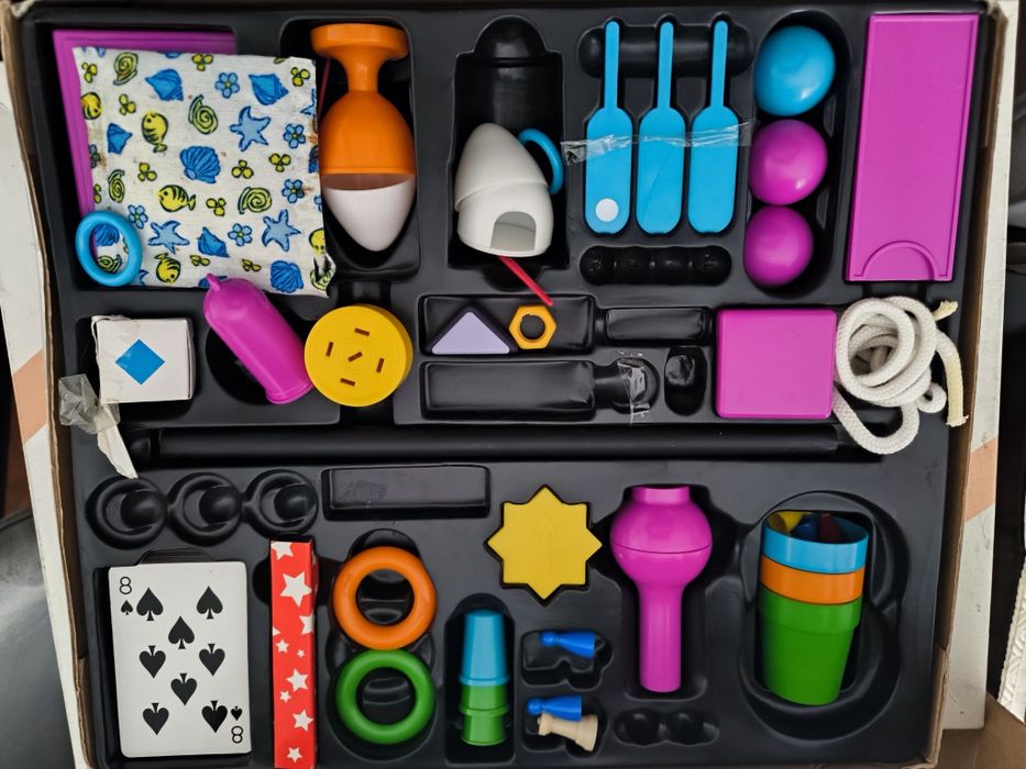 Brinquedos magia Luís de Matos