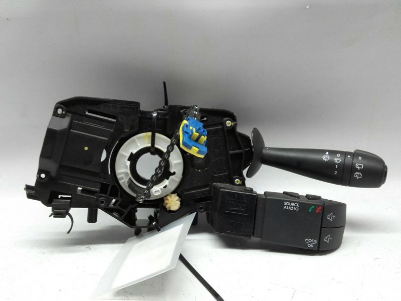 Conjunto / manetes de luzes e limpa vidros DACIA Sandero II (5S_)